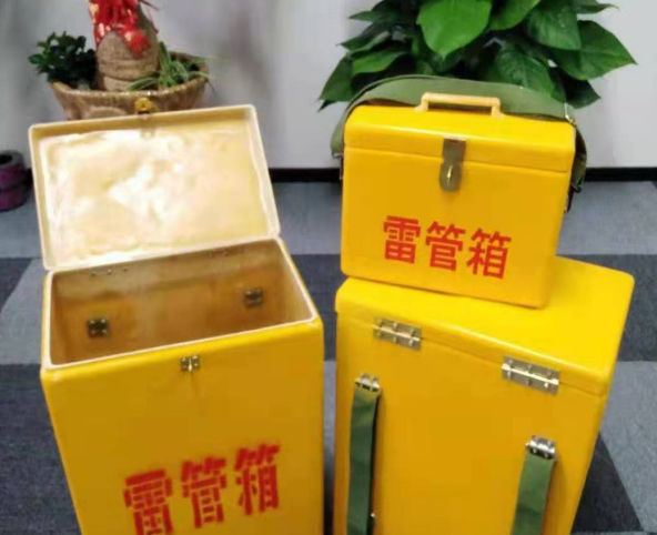 祥云玻璃钢雷管箱有哪些特点