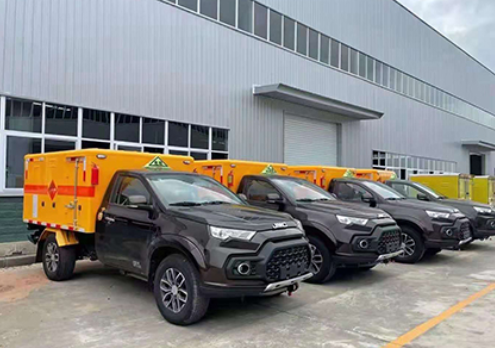祥云爆破器材运输车-保障安全与效率的关键