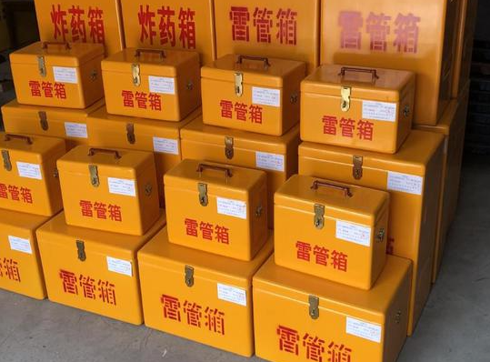 祥云玻璃钢雷管箱的使用寿命一般是多少？